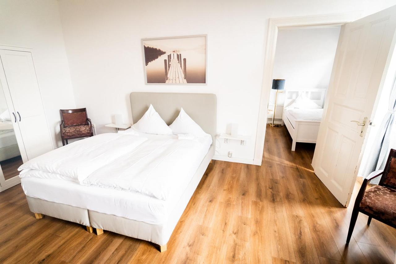 Faehrhaus Kirschenland Otel Jork Dış mekan fotoğraf